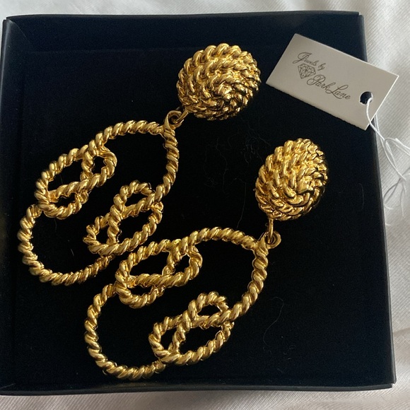 Golden tone rope look dangle Clip Earrings - Picture 2 of 5